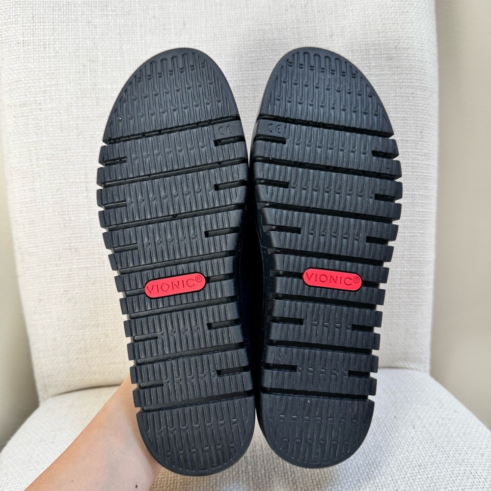 VIONIC Uptown Loafer Navy Suede size 10 - Picture 8 of 16